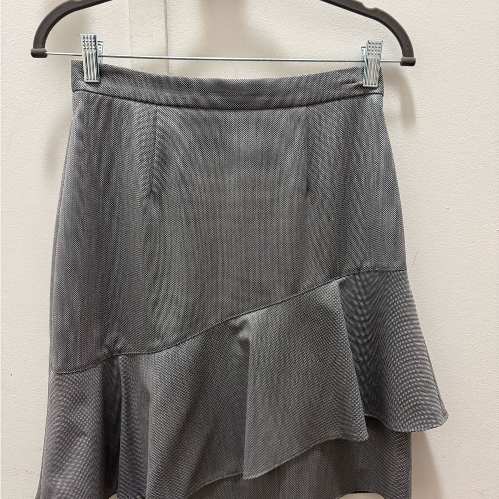 Elegant Grey Women's Skirt